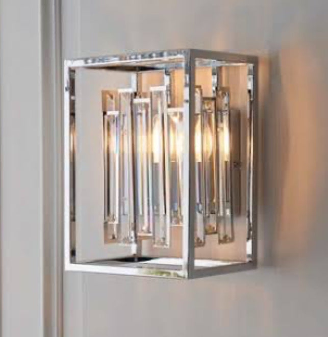 8965 wall light